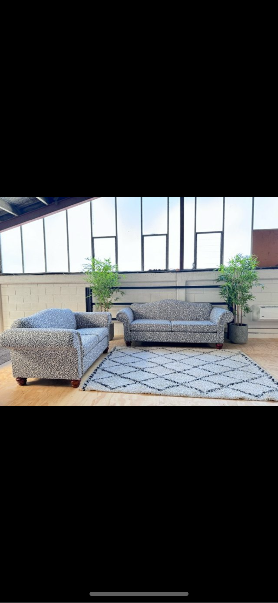 Selena Sofa